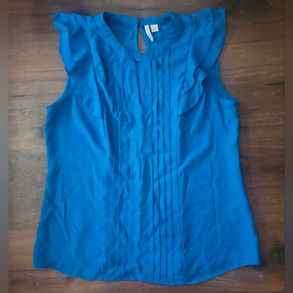 Elle Turquoise Blouse Size Small